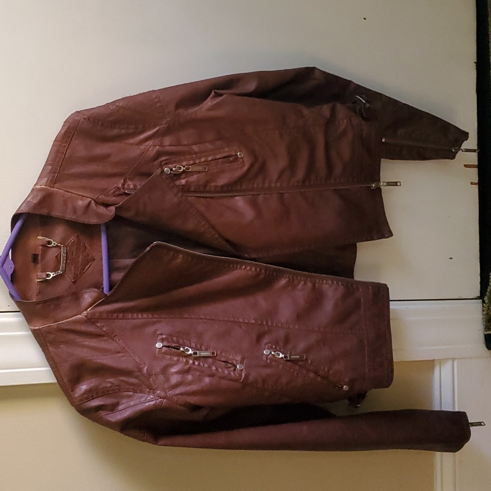 JOU JOU Cropped Brown Jacket